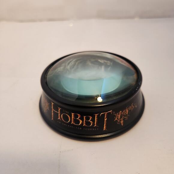 The Hobbit Unexpected Journey Paper Weight 4x4 - Picture 2 of 2